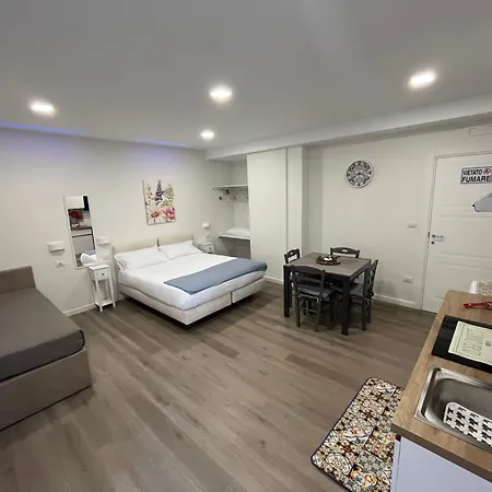 Guest house F Via Sementini